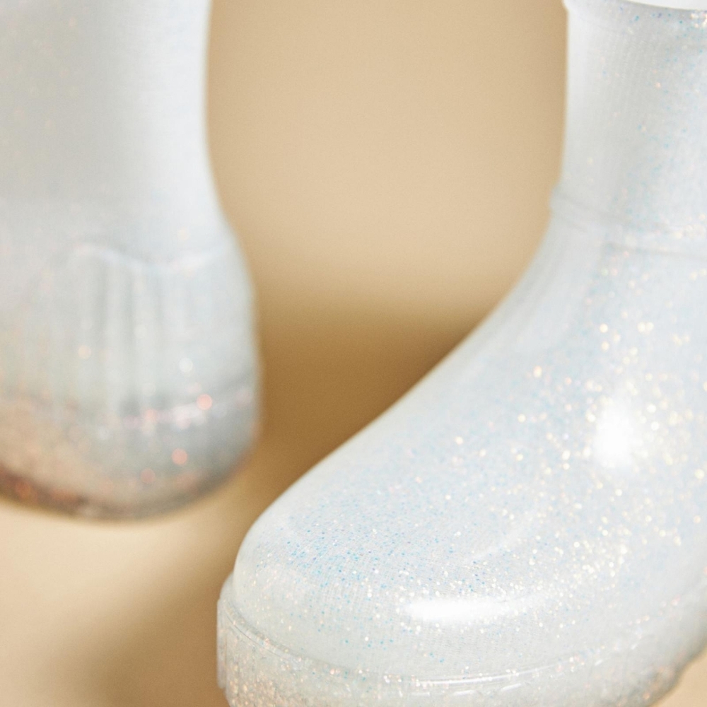 🔥6 FOR $25!🔥UGG! Sparkly White Kids Boots - Picture 2 of 7